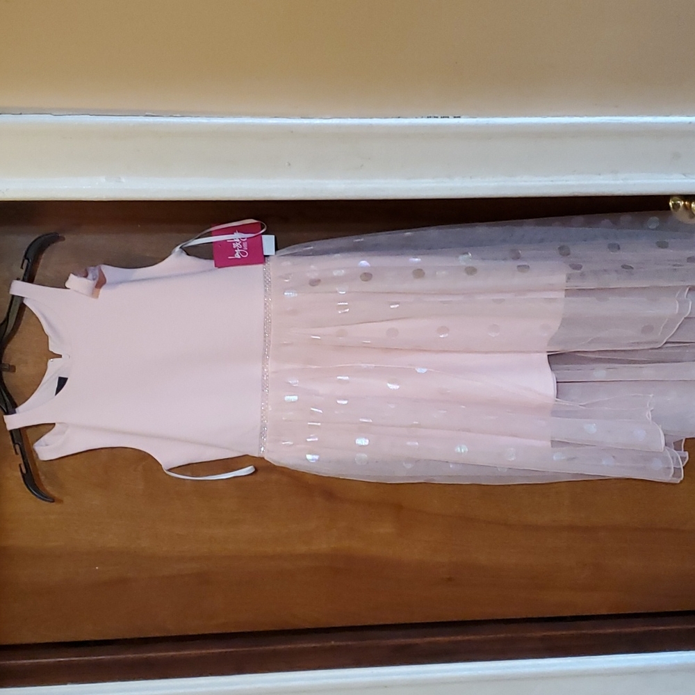 Girls dress